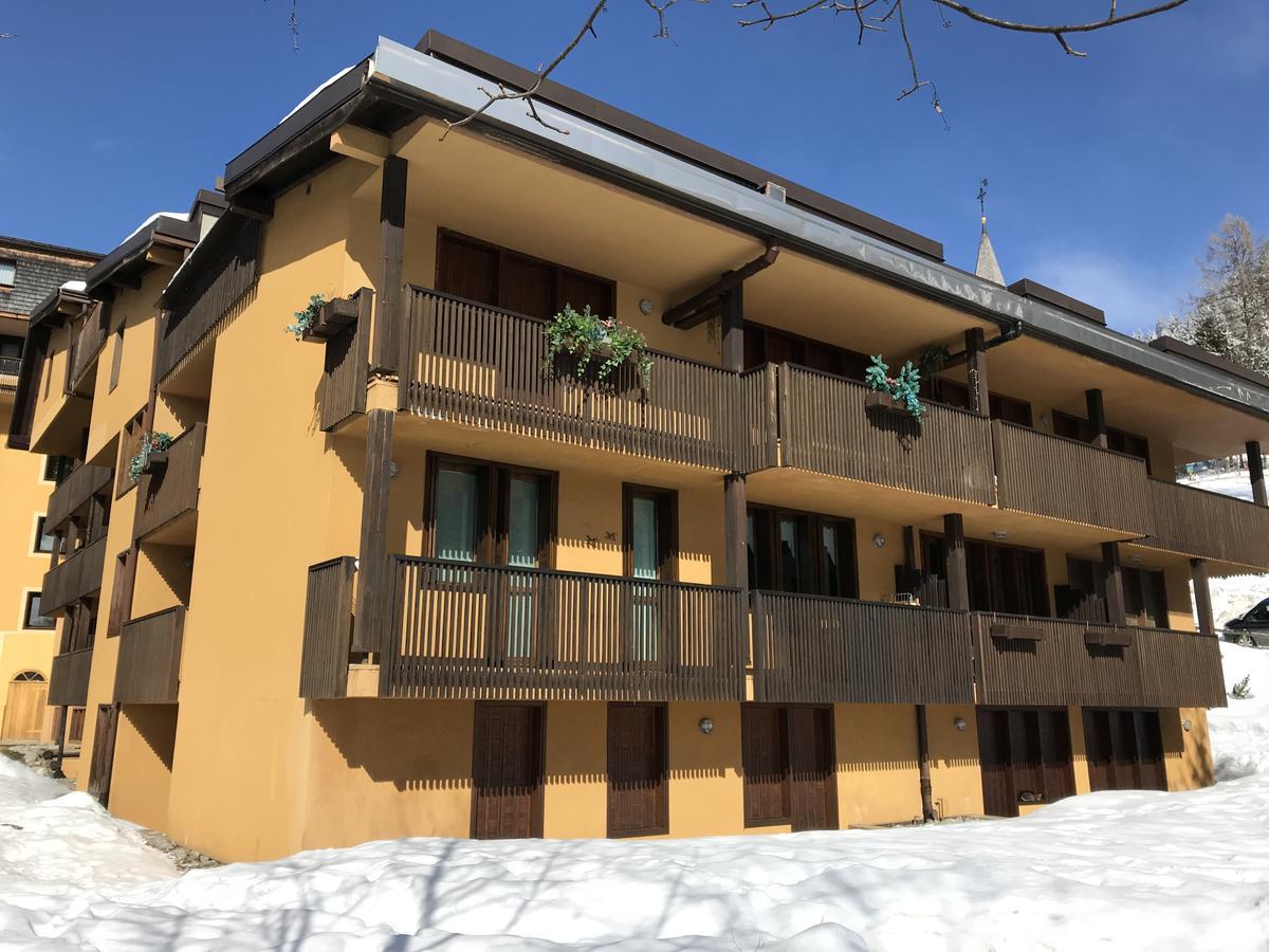 Des Alpes 24 *